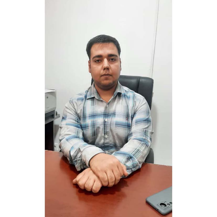 علیرضا 
